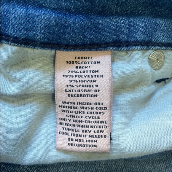 JUICY COUTURE Distressed Glitter Women’s Jean Shorts Size 12. - Picture 9 of 10